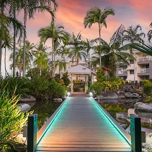 Coral Sands Beachfront Trinity Beach